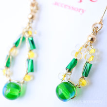 画像をギャラリービューアに読み込む, 糸編みチェコビーズピアス(grn×yel)