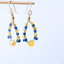 画像をギャラリービューアに読み込む, 糸編みチェコビーズピアス(blu×yel)