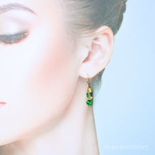 画像をギャラリービューアに読み込む, 糸編みチェコビーズピアス(grn×yel)