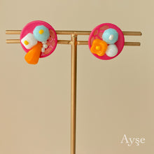画像をギャラリービューアに読み込む, カラフルフラワーボタンピアス