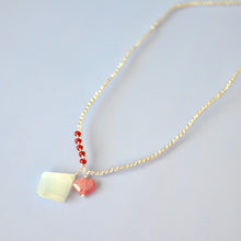 画像をギャラリービューアに読み込む, ホワイトオパールショートネックレス