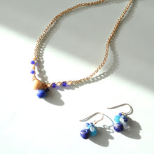 画像をギャラリービューアに読み込む, 極細糸で編んだつぶつぶピアス(ラピスラズリ)