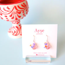 画像をギャラリービューアに読み込む, 極細糸で編んだつぶつぶピアス(ストロベリークォーツ)