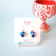 画像をギャラリービューアに読み込む, 極細糸で編んだつぶつぶピアス(ラピスラズリ)