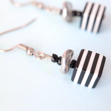 画像をギャラリービューアに読み込む, しましまキューブピアス