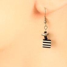 画像をギャラリービューアに読み込む, しましまキューブピアス