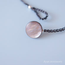 画像をギャラリービューアに読み込む, ダイヤ形パールショートネックレス(blk)