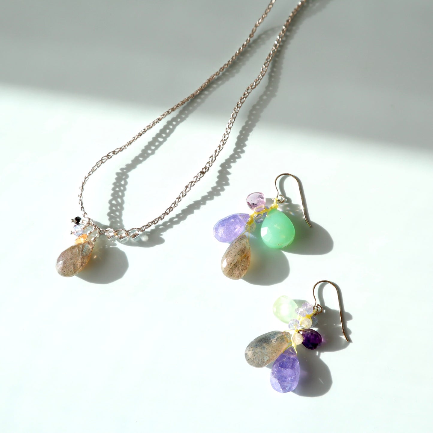ドロップピアス